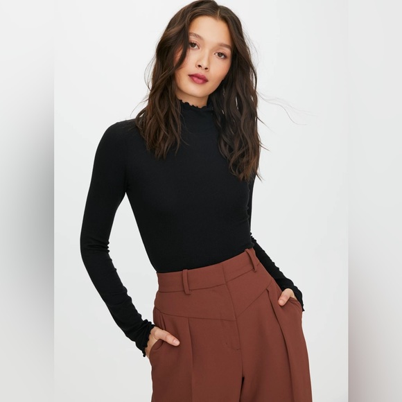 Aritzia Wilfred Carco long sleeve - Picture 4 of 6